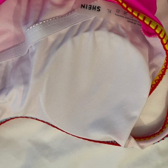 One piece Swimsuit - Picture 6 of 6